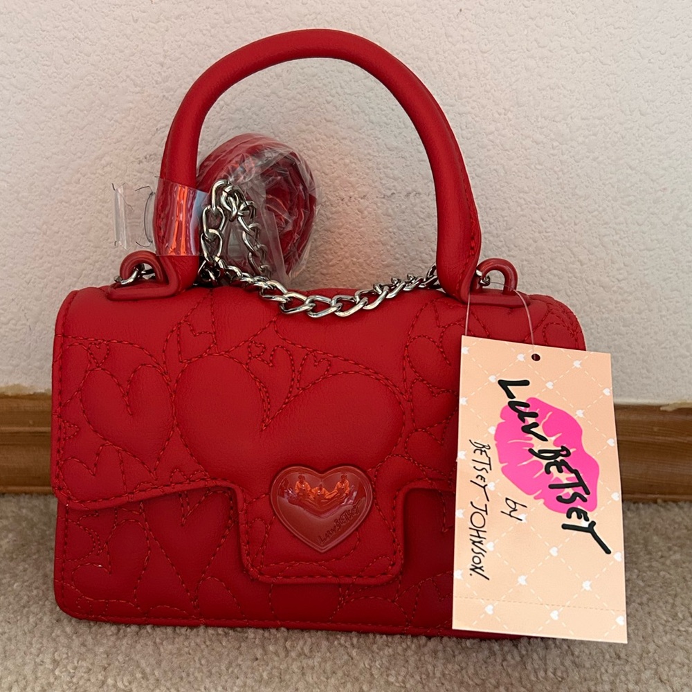💜SOLD💜Betsey Johnson Lbevie Heart Puff Crossbody Bag Red - Picture 1 of 14